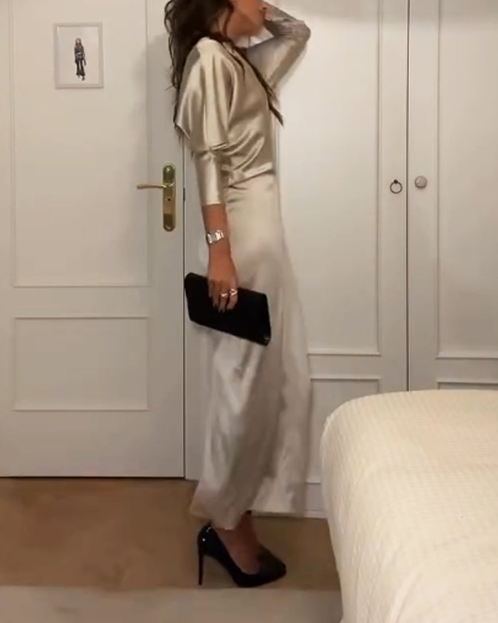 Elegant V-ringad Slitklänning