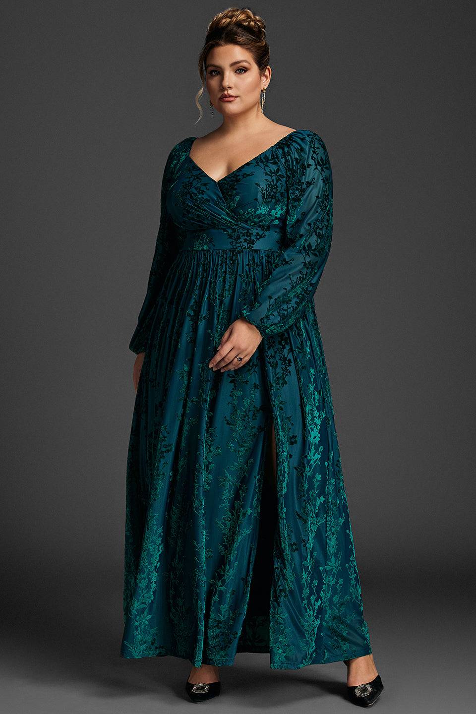 Curveins Plus Size Sammetsklänning med lanternärm och enfärgad maxiklänning 