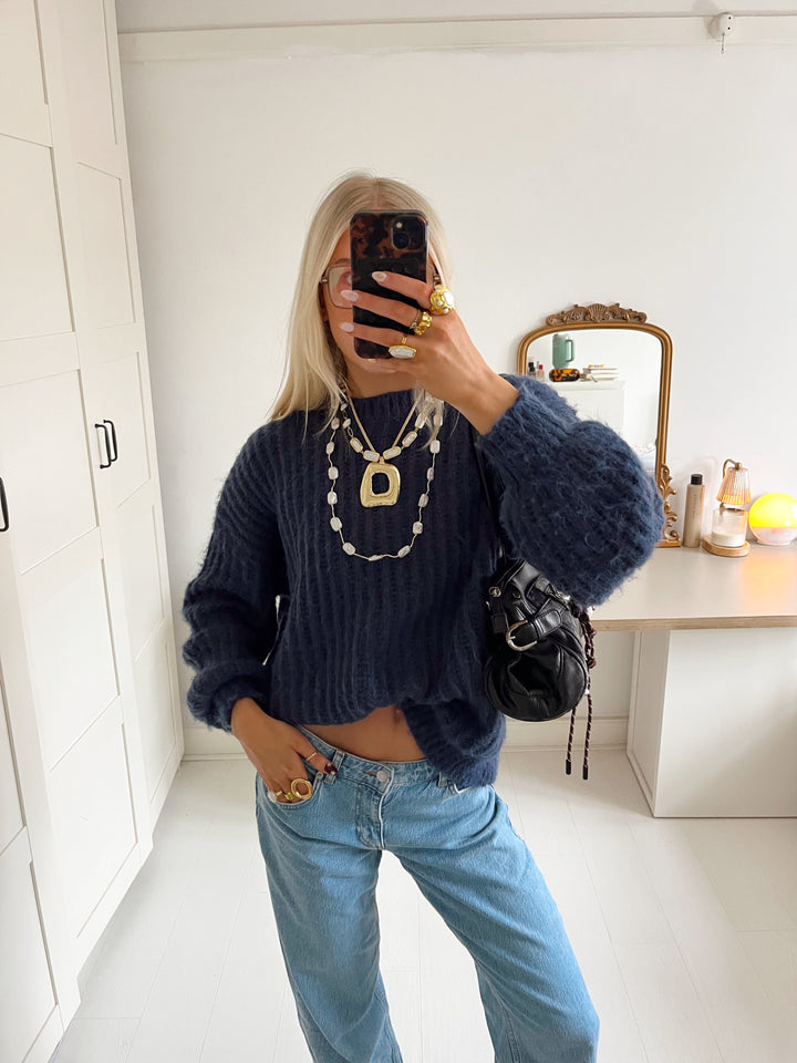 HILDE HALSBAND