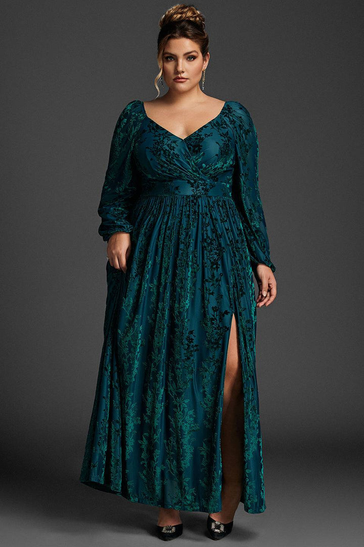 Curveins Plus Size Sammetsklänning med lanternärm och enfärgad maxiklänning 