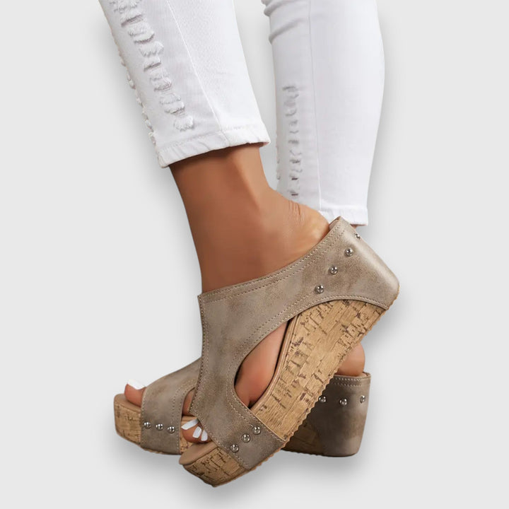 Vicky – Wedge Sandalen