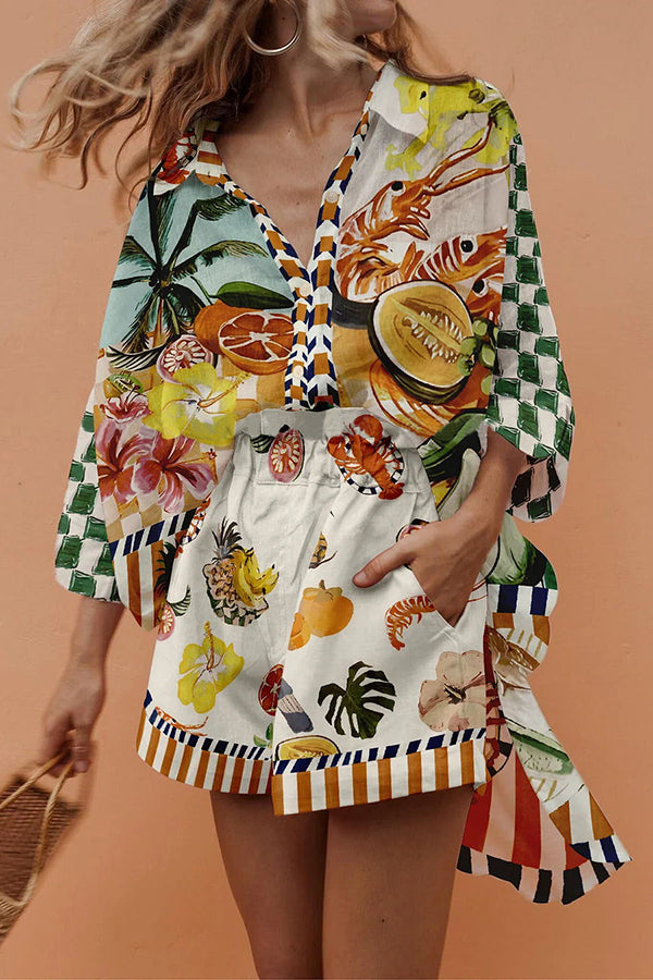 Kaori set med överdimensionerad blus i linneblandning med tropisk frukt och shorts med resår i midjan och fickor