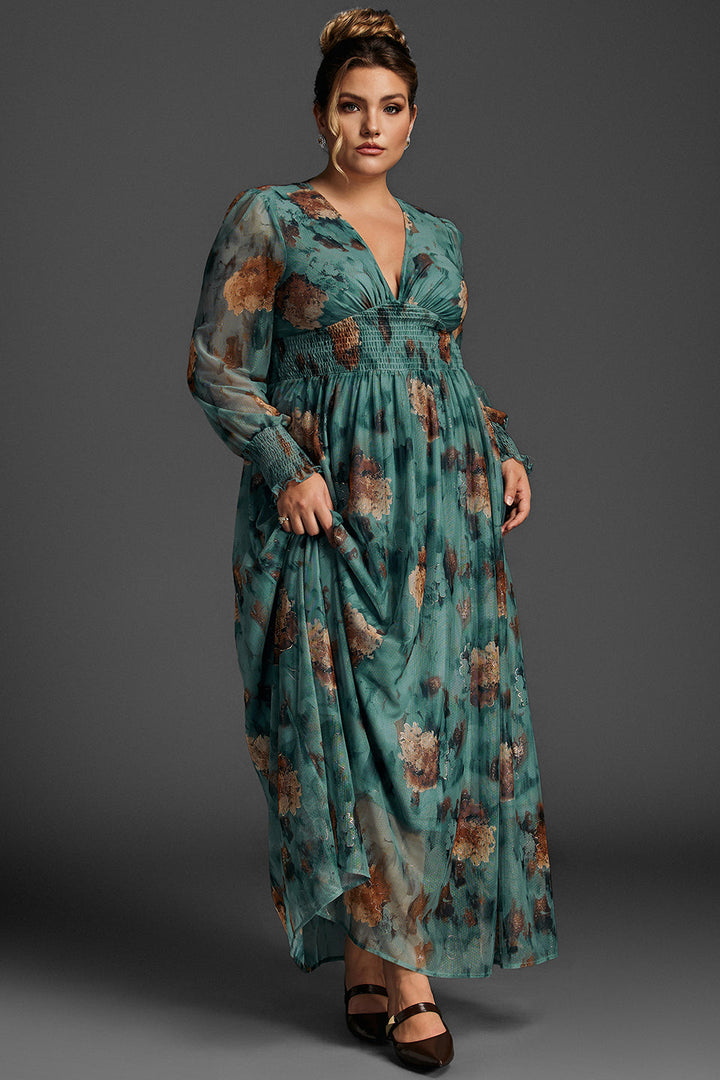 Curveins Plus Size V-ringad blommig maxiklänning i mesh 