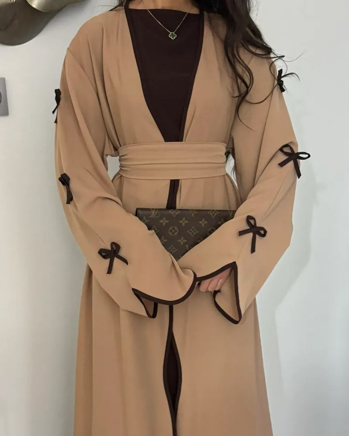 Elegant set med rosett och klänning i två delar