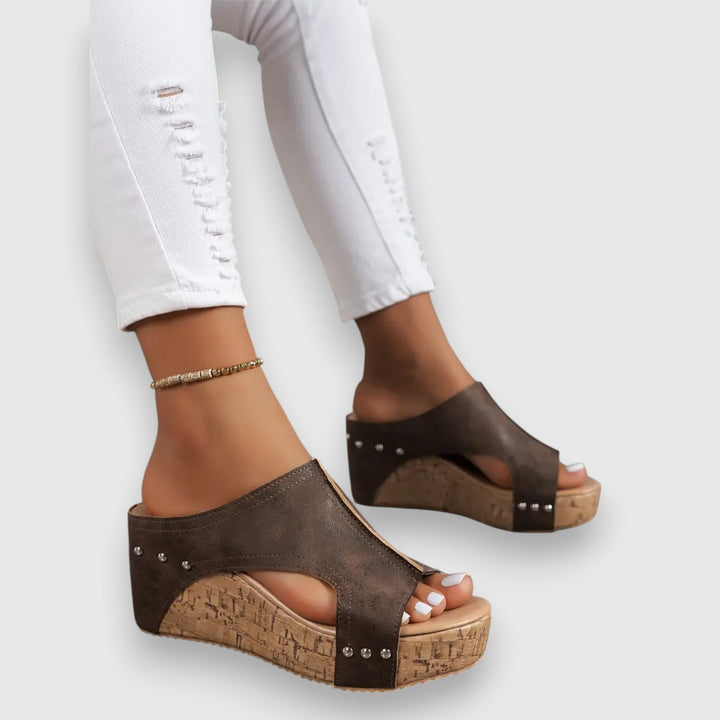 Vicky – Wedge Sandalen