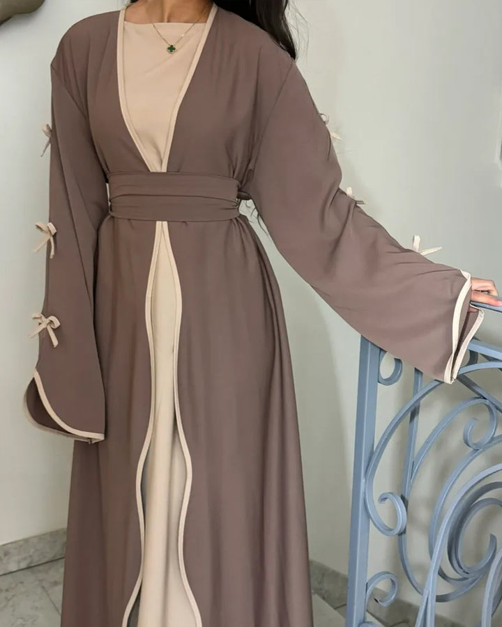 Elegant set med rosett och klänning i två delar