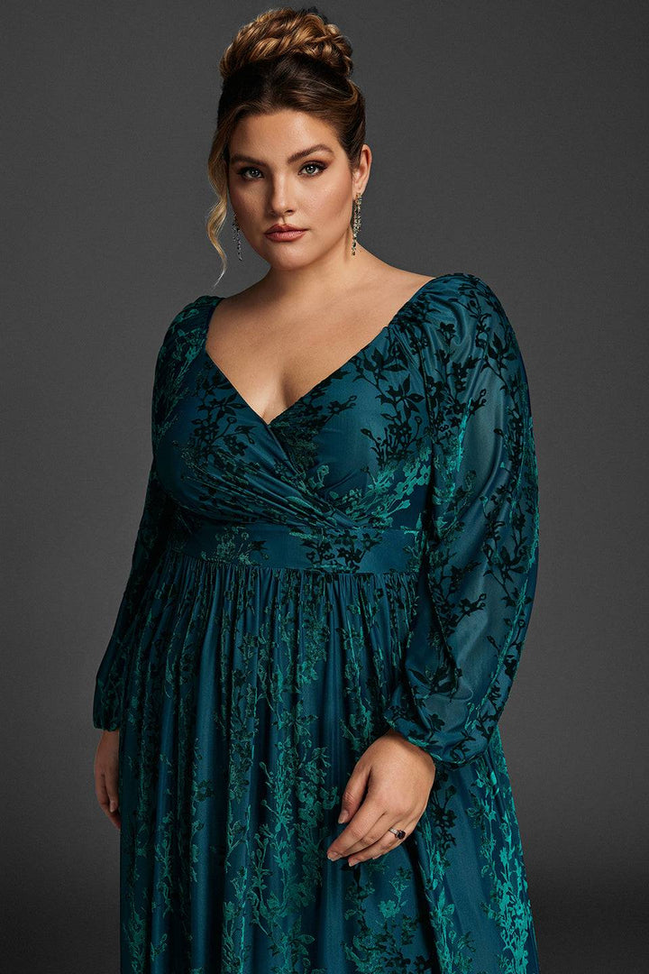 Curveins Plus Size Sammetsklänning med lanternärm och enfärgad maxiklänning 