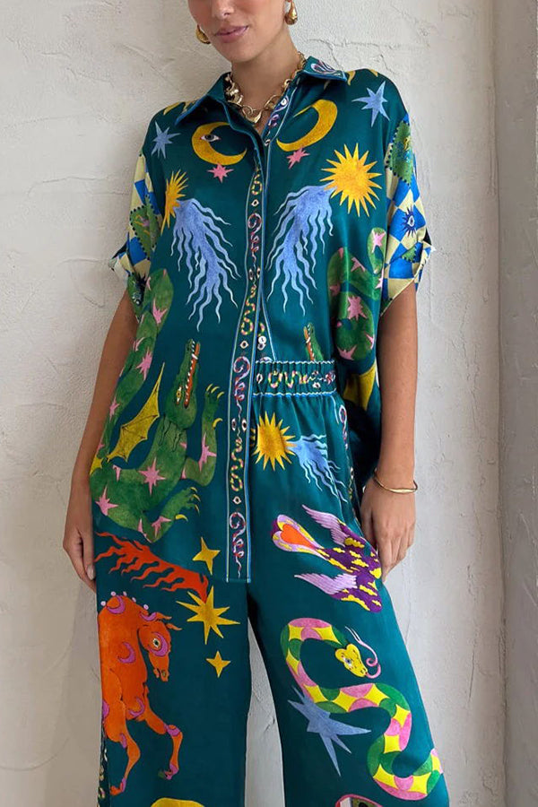 Strandchic linneblandning med unikt tryck och knappar i överdimensionerad blus