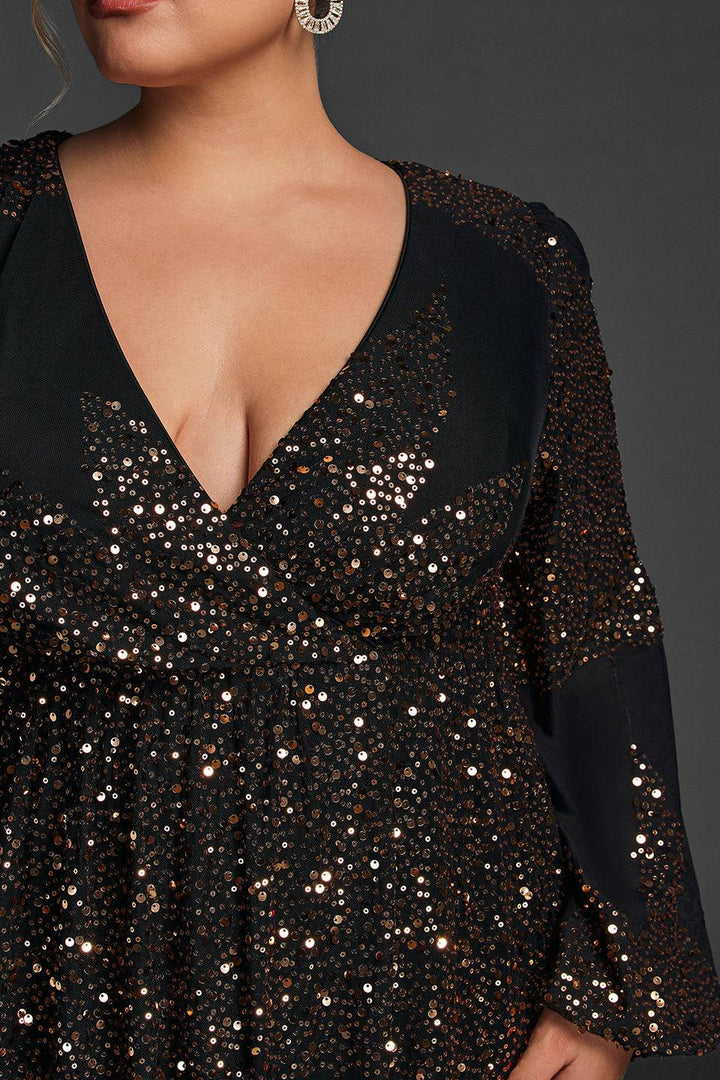Curveins Plus Size V-ringad maxiklänning med paljettdetalj och slits 