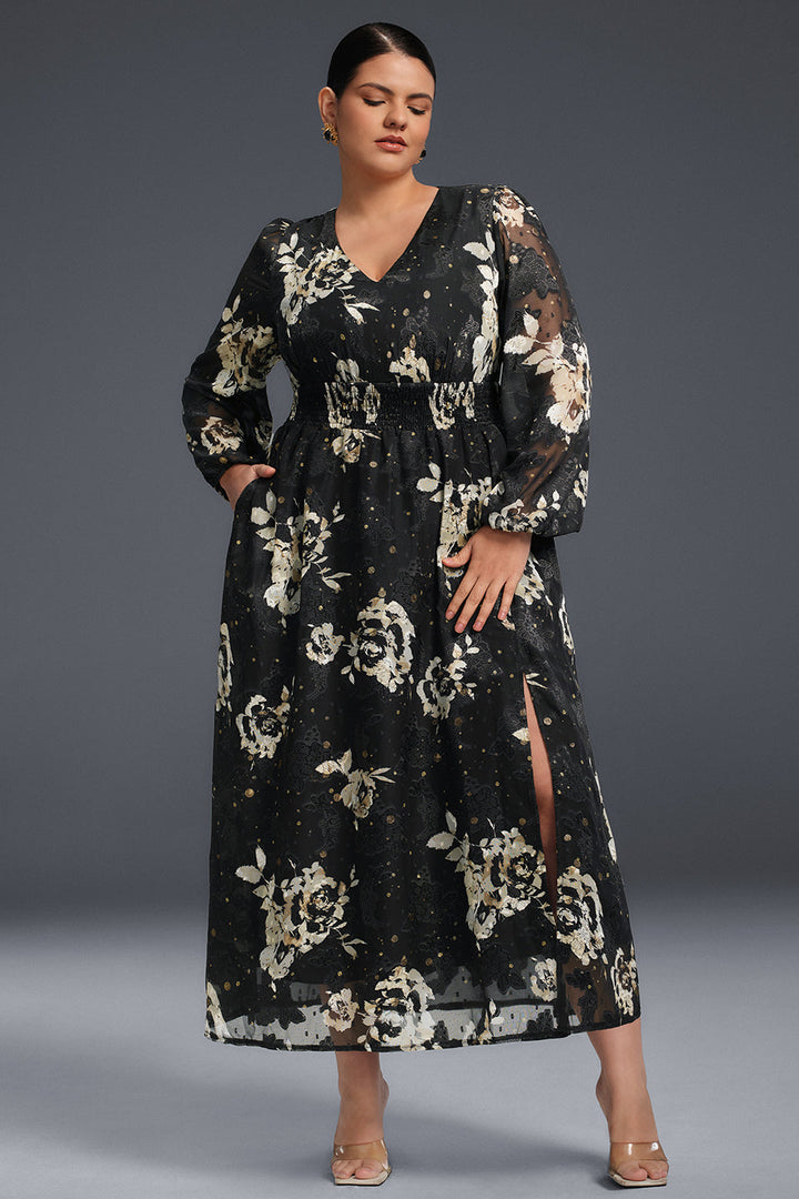 Curveins Plus Size V-ringad långärmad blommig maxiklänning med slits i fållen 